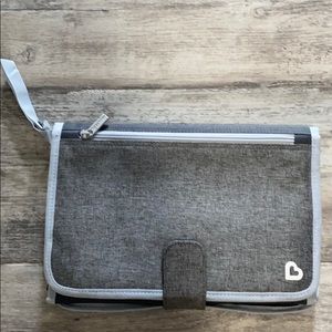 NWOT Diaper On-the-go change kit